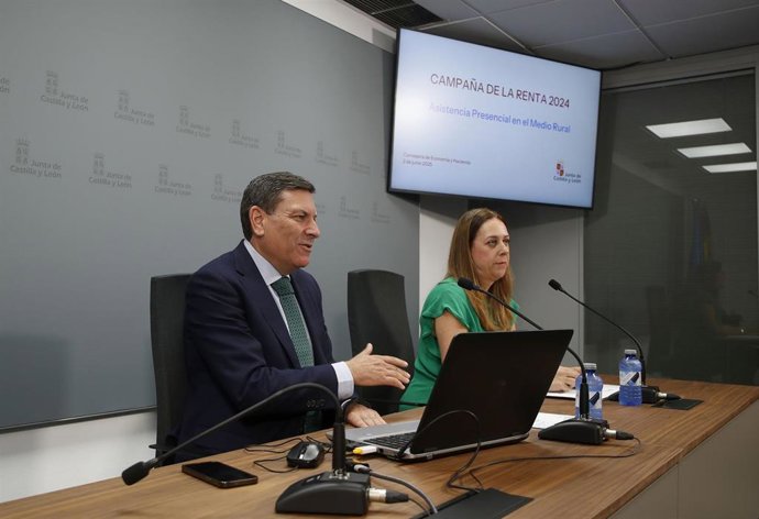 Fernández Carriedo presenta el servicio presencial en el medio rural de ayuda a la declaración de la renta