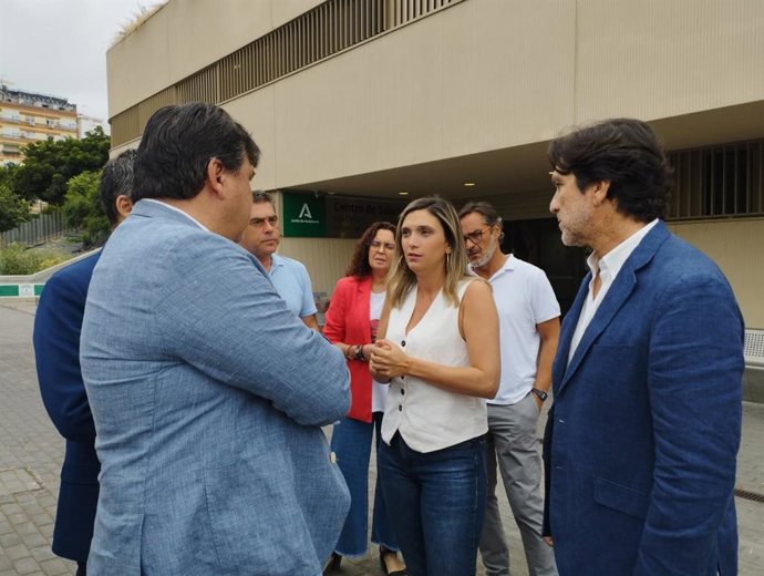 La vicesecretaria general del PSOE-A, parlamentaria por Huelva y portavoz del Grupo Socialista en la Cámara autonómica, María Márquez, este lunes en rueda de prensa en Huelva.
