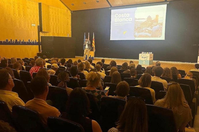 La Costa Blanca acoge el Travel Challenge 2025 con 64 estudiantes universitarios neerlandeses