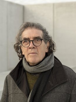 Eduardo Lago conversará sobre su nueva novela con Antonio Soler y José Antonio Garriga en la sede del Centro Andaluz de las Letras en Málaga este próximo martes 3 de de junio.