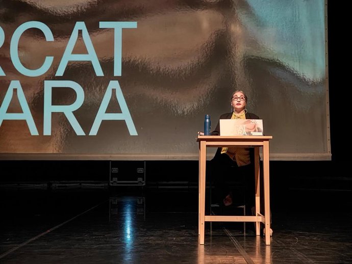 La directora del Mercat de les Flors, Àngels Margarit.