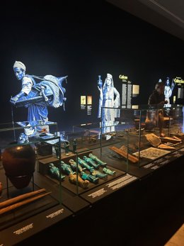 El Museo Arqueológico Nacional (MAN) ha inaugurado este lunes 2 de junio la exposición temporal 'El Egipto de Eduardo Toda. Un viaje al coleccionismo del siglo XIX', que reúne una selección de más de 400 piezas del intelectual y diplomático.