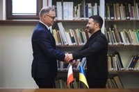Zelenski espera una "cooperación fructífera" con el nuevo presidente de Polonia