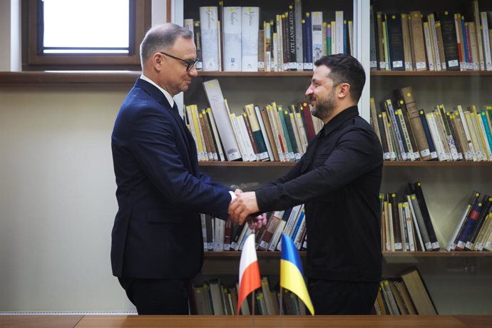 Volodimir Zelenski, presidente de Ucrania, se reúne con Andrzej Duda, presidente de Polonia