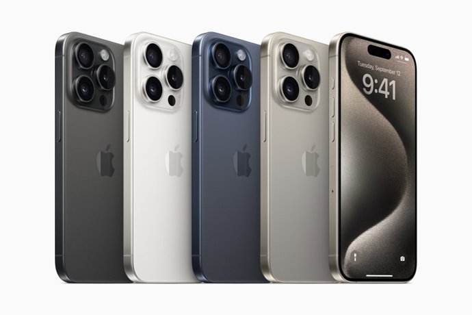 Archivo - Arquivo - Os quatro acabamentos do iPhone 15 Pro e do iPhone 15 Pro Max