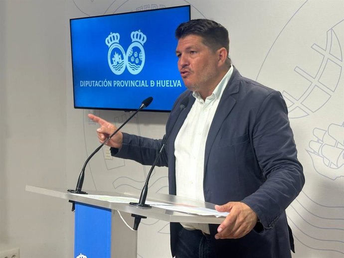 El portavoz de la coalición La Izquierda de Huelva en la Diputación, Marcos Toti.