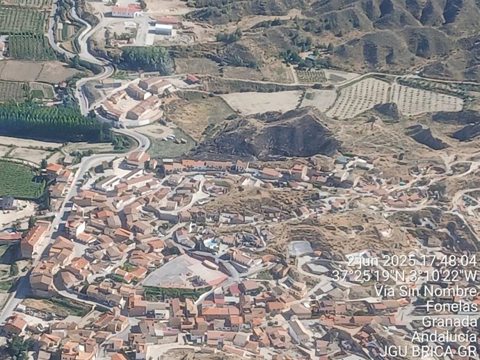 Vista aérea del área afectada por el fuego de Fonelas