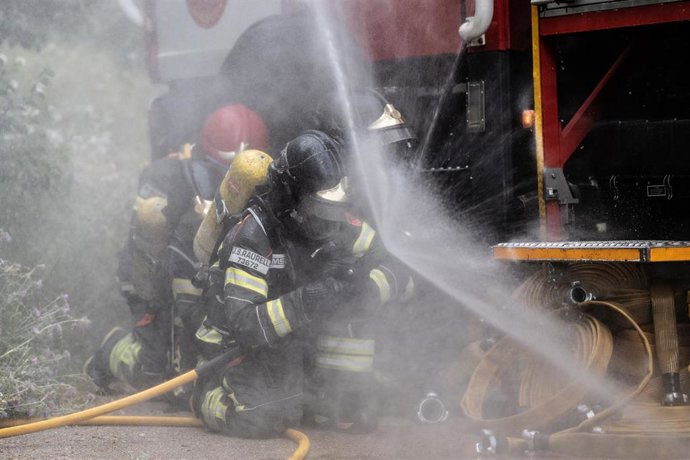 Simulacro de incendio forestal en Collserola (Barcelona).