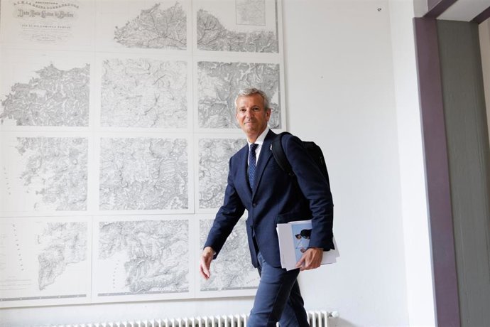 Rueda diríxese ao Consello da Xunta.