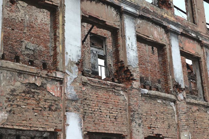 Archivo - Arquivo - 5 de março de 2025, Kharkiv, região de Kharkiv, Ucrânia: O ginásio de onde um grupo russo de sabotagem e reconhecimento foi desalojado nos primeiros dias da invasão em grande escala da Rússia na Ucrânia está em Kharkiv, Ucrânia, em 5 d