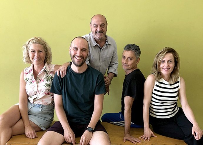 Archivo - Equipo docente Acadèmia Escènica de València. De izquierda a derecha: Raquel Ortells, José Zamit, Chema Cardeña, Toni Aparisi e Iria Márquez