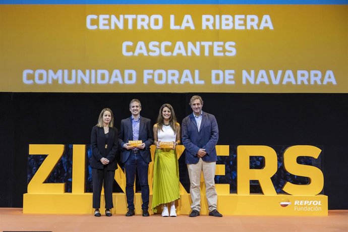 Archivo - Entrega de los Premios Zinkers a Miravalles-El Redín y Centro la Ribera.