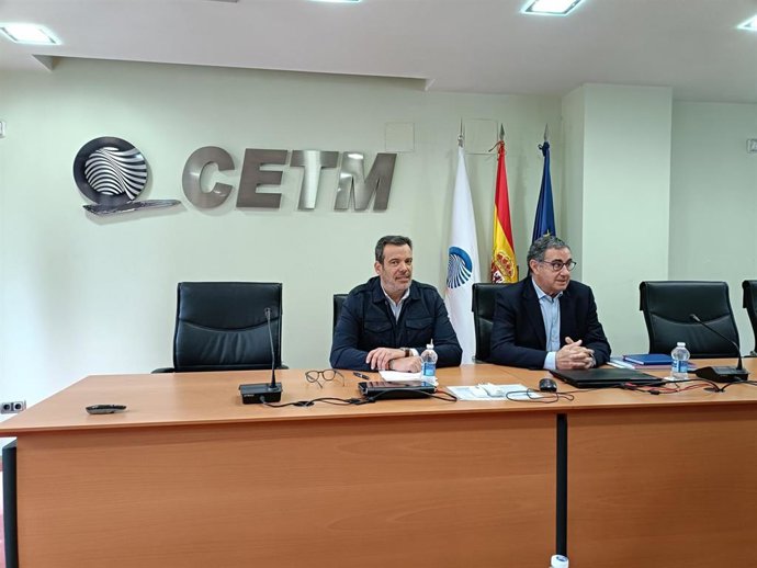 El presidente de la CETM, Carmelo González (derecha), y el secretario general adjunto, Dulsé Díaz (izquierda)