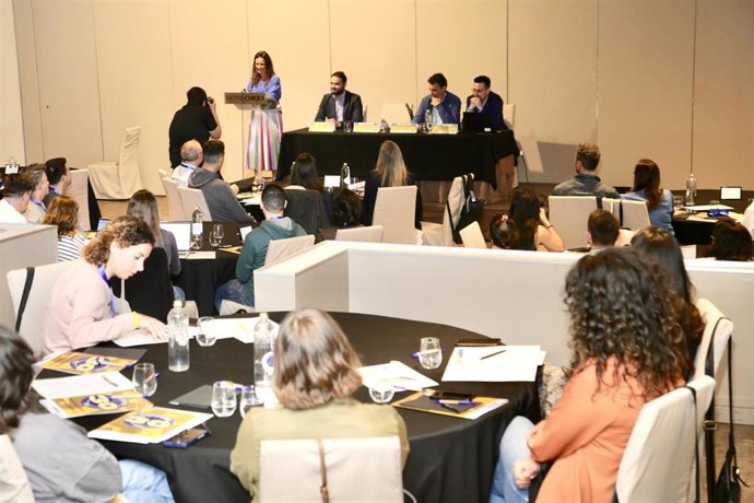 La consejera de Incusión Social, Begoña Gómez, participa en la inauguración de la asamblea de la Red EURODESK España en Santander