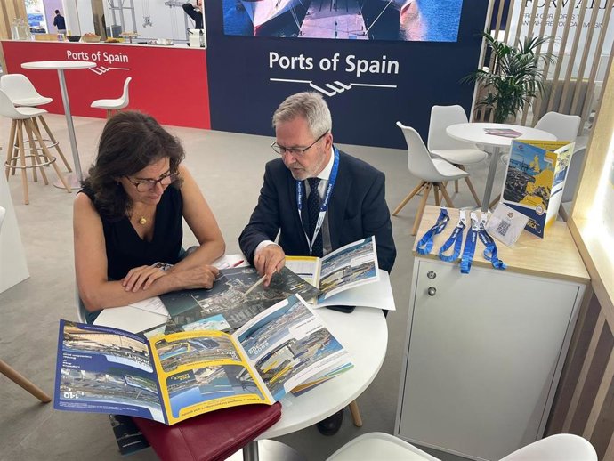 Reunión en la la cita mundial del transporte y la logística que se celebra esta semana en Múnich