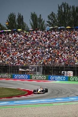 06 HADJAR Isack (fra), Visa Cash App RB F1 Team VCARB02, action during the Formula 1 Aramco Gran Premio de Espana 2025, Spanish Grand Prix 2025.