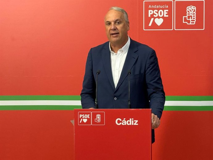 Ruiz Boix en rueda de prensa.