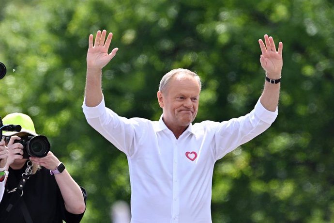 May 25, 2025, Warsaw, Warsaw, Poland: 25.05.2025 WARSZAWA..GREAT MARCH OF PATRIOTS..RALLY IN THE SUPPORT OF PRO-EU WARSAW MAYOR RAFAL TRZASKOWSKI..PRESIDENTIAL ELECTION....IN THE PICTURE:..PRMIME MINSTER DONALD TUSK..FOT DAMIAN BURZYKOWSKI / NEWSPIX.PL/NE