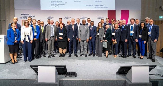 Los participantes en la reunión de la Declaración de Hamburgo.