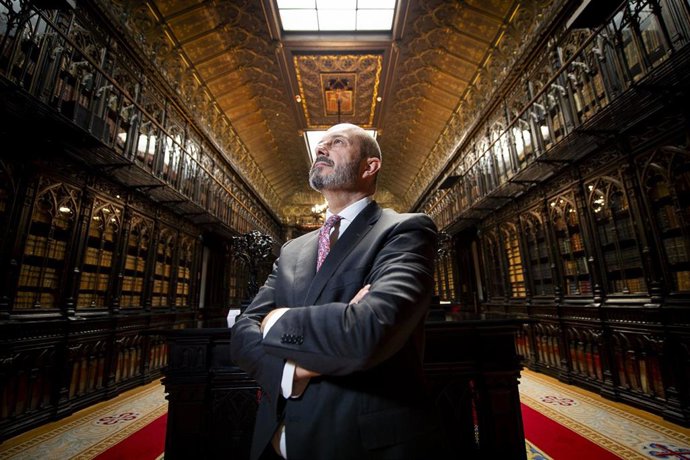 El presidente del Senado, Pedro Rollán, posa tras una entrevista para Europa Press, en el Senado, a 29 de mayo de 2025, en Madrid (España). Pedro Rollán es presidente del Senado desde agosto de 2023. 