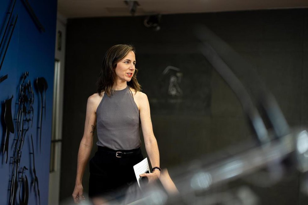 La portavoz de Podemos en el Congreso, Ione Belarra, llega a una rueda de prensa en el Congreso de los Diputados, a 3 de junio de 2025, en Madrid (España).