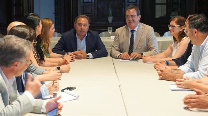 Reunión del PP sobre el virus del Nilo