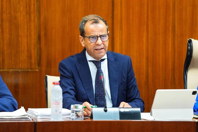 El director general de la RTVA, Juan de Dios Mellado, comparece en comisión parlamentaria.