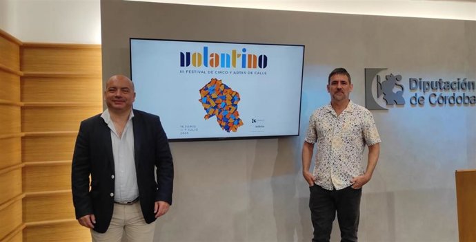 Gabriel Duque y Gonzalo Andino, en la presentación del Festival de Circo 'Volantino'.