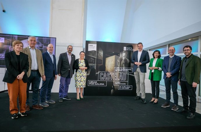 El conselleiro de Cultura, Lingua e Xuventude, José López Campos, asiste a la presentación de la exposición 'Castelao. Mirar por Galicia', en Santiago de Compostela