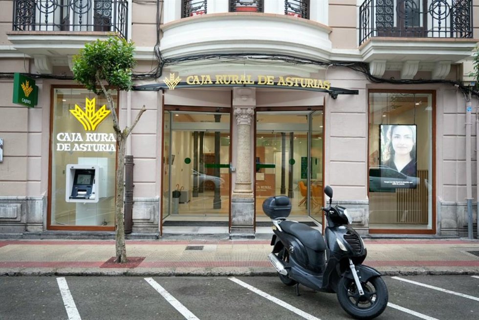 Nueva oficina de Caja Rural de Asturias en Castro-Urdiales (Cantabria)