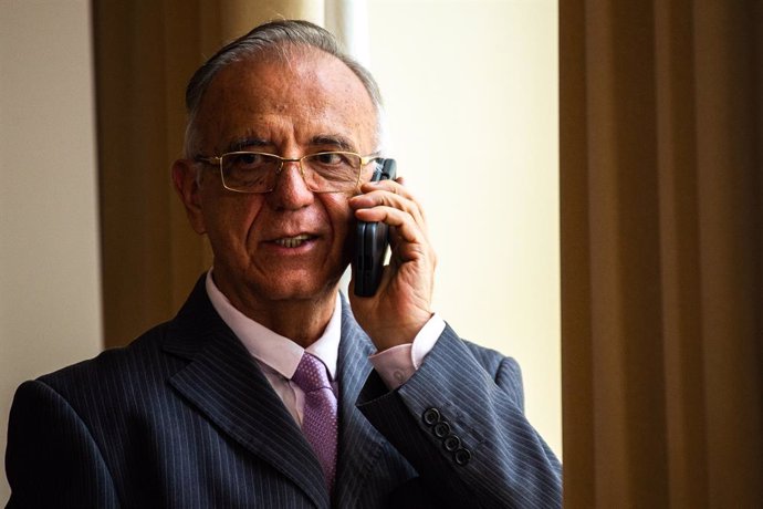 Archivo - La Justicia de Guatemala pide la detención del exministro de Colombia Iván Velásquez por el caso Odebrecht