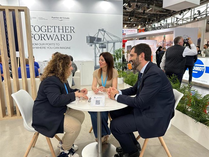La presidenta de la Autoridad Portuaria de Almería, Rosario Soto, durante un encuentro en la feria Transport Logistic de Múnich.