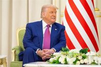 Trump amenaza con multar al estado de California por dejar competir a una atleta transgénero