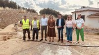 La Junta destina 78.000 euros a mejorar espacios públicos e infraestructuras turísticas en Almedinilla (Córdoba)