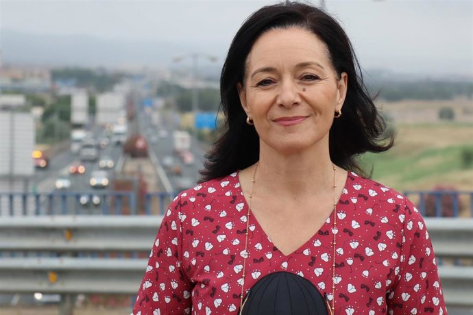 Rafi Crespín, con la A-4 detrás, a su paso por Córdoba.