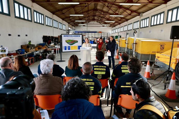 La presidenta del Govern, Marga Prohens, en la presentación del Distrito de la Seguridad.