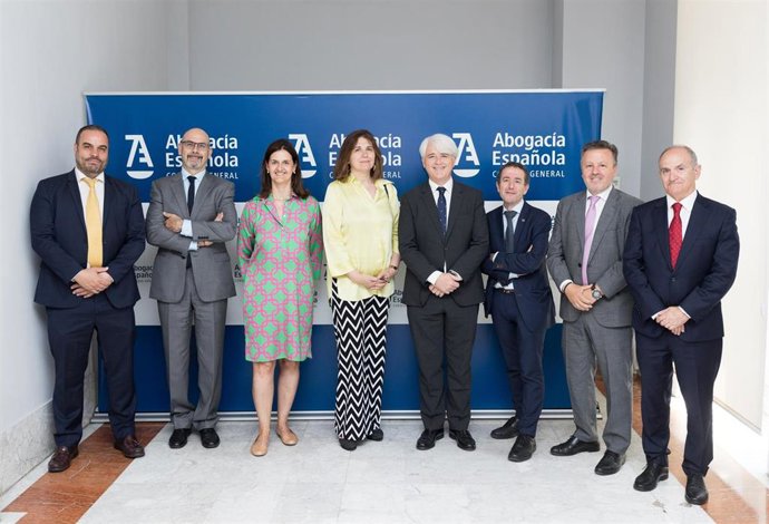 El presidente de la Abogacía defiende el mérito y capacidad como "mejor fórmula para conseguir una justicia de calidad"