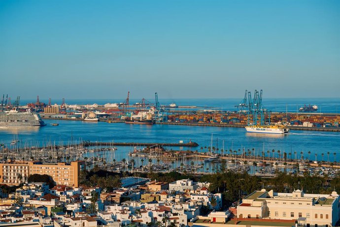 Puerto de La Luz y de Las Palmas, en Las Palmas de Gran Canaria