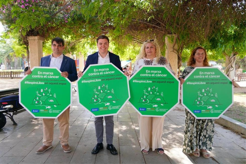 (I-D) José Reyes, Lloren Bauzá de Keizer, María del Carmen Esparza y Ana Belén Velasco    
