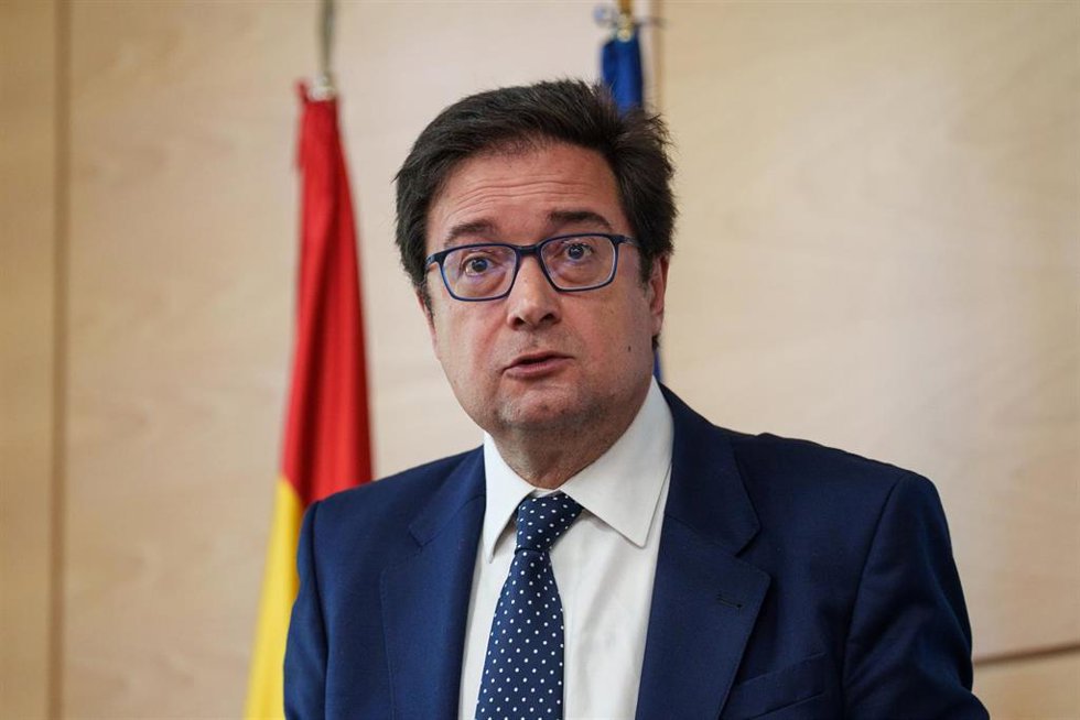 El ministro para la Transformación Digital y de la Función Pública, Óscar López, durante la jornada sobre el papel de la administración en los 50 años de España en libertad, en la sede del Instituto Nacional de Administración Pública. (Foto de archivo).