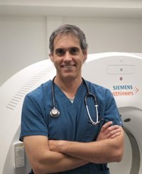 Los veterinarios Pedro Pablo Mayo y Unai Ibaseta, distinguidos como 'Embajadores de Gijón'