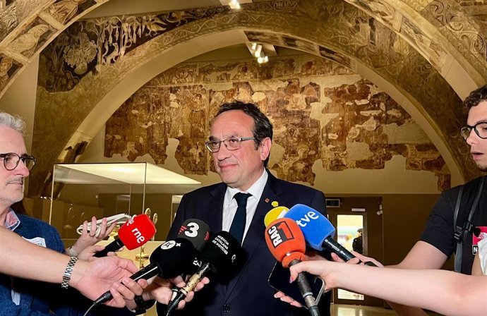 El presidente del Parlament, Josep Rull, en una intervención ante los medios desde el MNAC