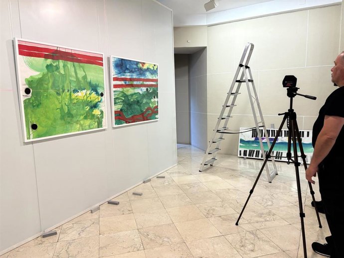 Montaje de la muestra 'Las aguas verdes'