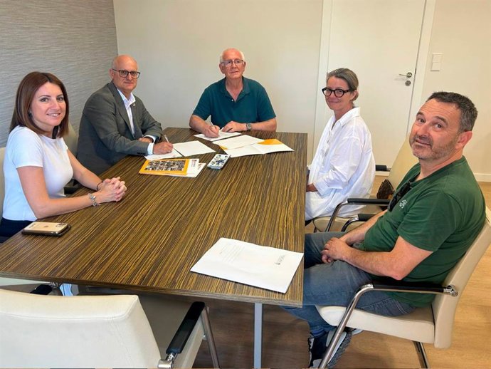 La UMH destina 25.000 euros per a material escolar i audiovisual en zones afectades per la dana a València