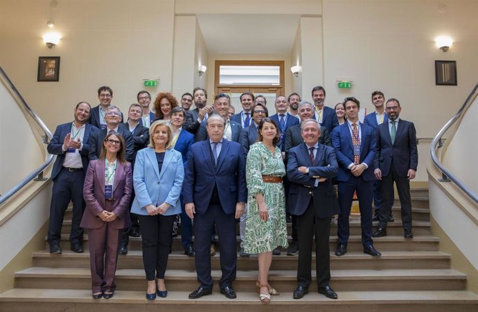 Archivo - Participantes Cyberforum Paris