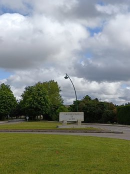 Entrada al Campus de Vegazana de la ULE, en León capital.