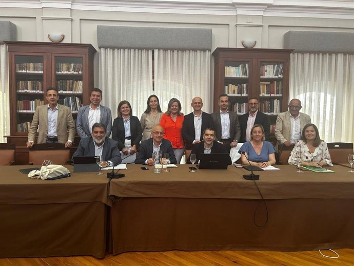 Directores generales de Industria Agroalimentaria durante el encuentro.