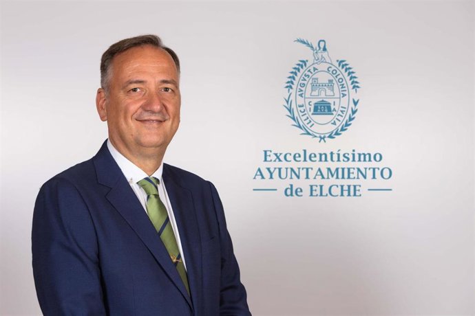 Archivo - El concejal de Elche Raúl Sempere (Vox) dimite como edil de Pedanías para "gestionar empresas familiares"