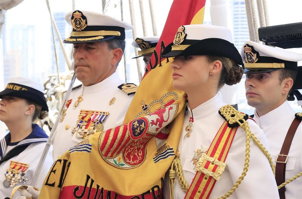 La Princesa de Asturias abandera la jura de Bandera a bordo del buque  'Juan Sebastián Elcano', a 10 de mayo de 2025, en Cartagena de Indias (Colombia).