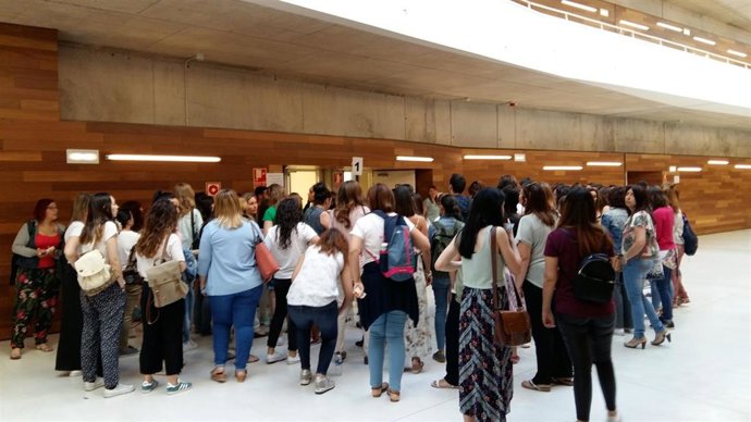 Oposiciones al cuerpo de maestros, esta mañana, en la Facultad de Educación de la Universidd de Zaragoza.
